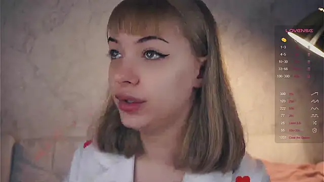 Snapshot of KateDolphin chatting on March 9, 2025, 4:33 pm KateDolphin online show from March 9, 2025, 4:33 pm