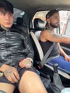 Snapshot of _Tomy08calderon chatting on November 6, 2025, 6:12 pm Tomy08calderon online show from November 6, 2025, 6:12 pm