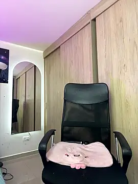 MariaAntonia   online show from January 16, 2026, 8:24 pm