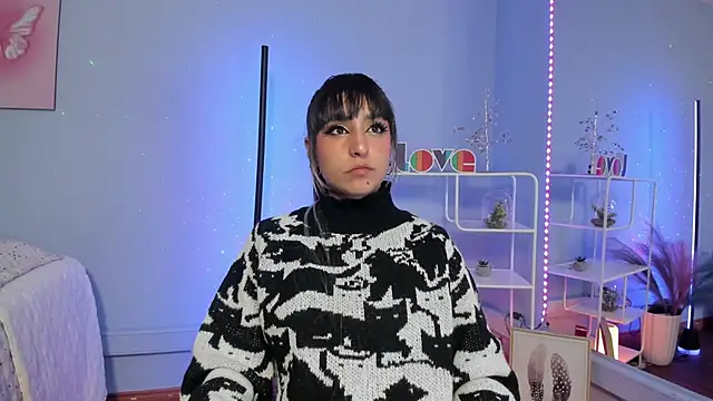 Snapshot of MaveParks_ chatting on November 8, 2025, 3:37 pm MaveParks online show from November 8, 2025, 3:37 pm