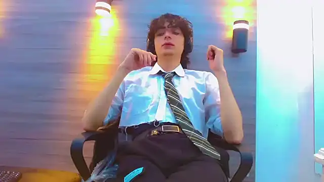 Sr BonnyEthan online show from April 1, 2026, 1:41 pm