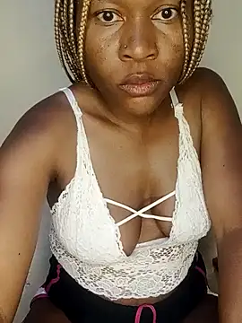 Mayah19 online show from February 25, 2025, 1:53 pm