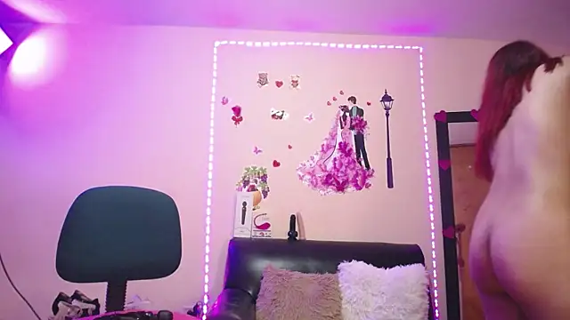 ashlei  online show from January 16, 2025, 5:00 am