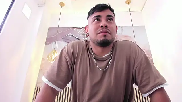 Snapshot of BrianMalonee chatting on November 19, 2025, 2:39 pm BrianMalonee online show from November 19, 2025, 2:39 pm