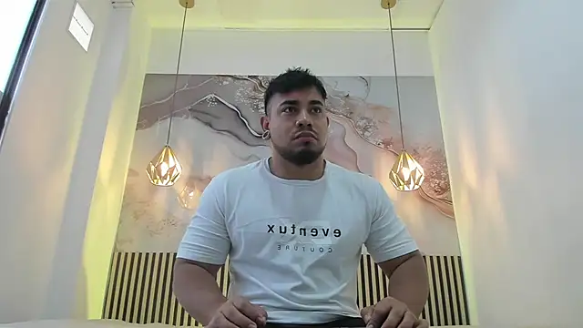 Snapshot of BrianMalonee chatting on November 13, 2025, 11:58 am BrianMalonee online show from November 13, 2025, 11:58 am