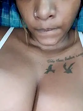 Snapshot of Indianqueen03 chatting on February 10, 2026, 4:06 pm Indianqueen03 online show from February 10, 2026, 4:06 pm