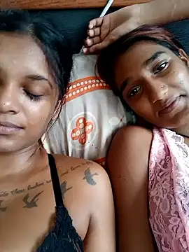 Snapshot of Indianqueen03 chatting on March 1, 2026, 11:32 am Indianqueen03 online show from March 1, 2026, 11:32 am