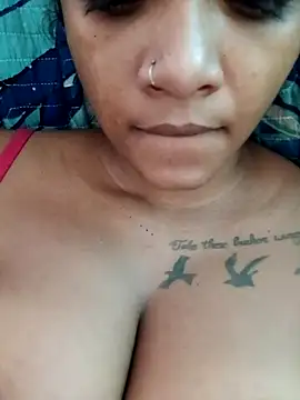 Indianqueen03 online show from April 7, 2026, 12:51 pm