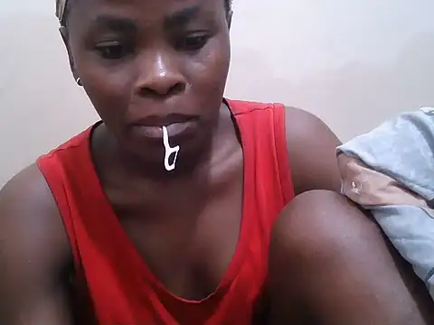 Snapshot of just_ivey chatting on June 19, 2026, 1:55 am just ivey online show from June 19, 2026, 1:55 am