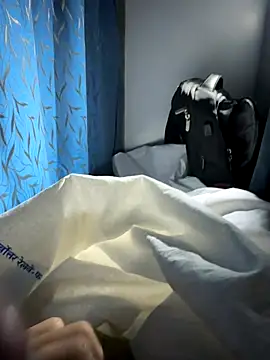 Snapshot of yadavindra85 chatting on November 20, 2025, 7:03 pm yadavindra85 online show from November 20, 2025, 7:03 pm