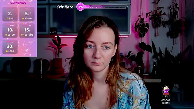 Elly Helly online show from December 4, 2025, 8:41 pm