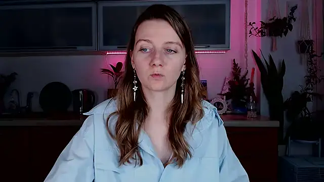 Elly Helly online show from January 11, 2025, 9:04 pm