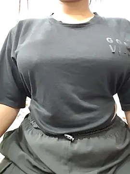 Snapshot of MohiniHott chatting on October 14, 2025, 7:09 am MohiniHott online show from October 14, 2025, 7:09 am