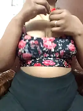 Snapshot of MohiniHott chatting on March 7, 2025, 7:52 am MohiniHott online show from March 7, 2025, 7:52 am