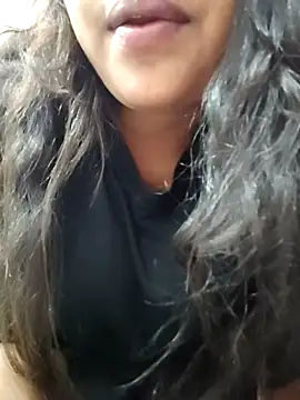 Snapshot of MohiniHott chatting on September 22, 2025, 4:40 am MohiniHott online show from September 22, 2025, 4:40 am