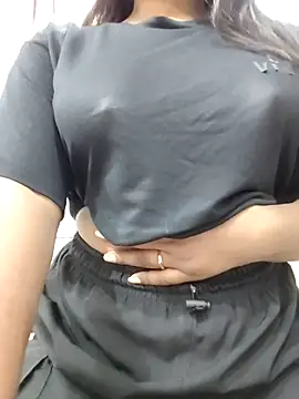 Snapshot of MohiniHott chatting on November 9, 2025, 4:49 am MohiniHott online show from November 9, 2025, 4:49 am