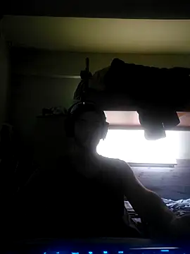 kleineid77 online show from September 19, 2025, 11:58 am