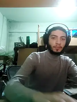 kleineid77 online show from January 14, 2025, 3:57 pm