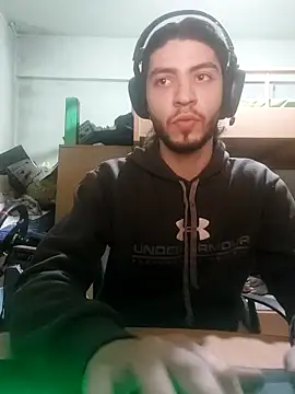 kleineid77 online show from March 8, 2025, 4:50 pm