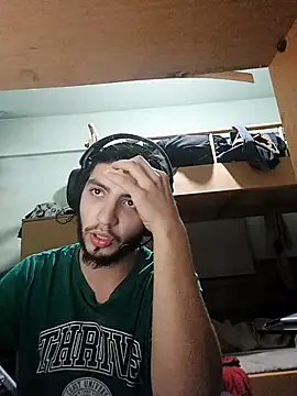 Snapshot of kleineid77 chatting on November 24, 2025, 10:32 pm kleineid77 online show from November 24, 2025, 10:32 pm