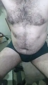 Snapshot of pikalindaxx chatting on July 13, 2026, 1:05 am pikalindaxx online show from July 13, 2026, 1:05 am