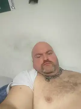 Snapshot of fickmonster2024 chatting on December 15, 2024, 9:45 am fickmonster2024 online show from December 15, 2024, 9:45 am