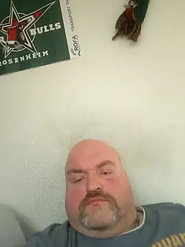 Snapshot of fickmonster2024 chatting on February 4, 2025, 9:49 am fickmonster2024 online show from February 4, 2025, 9:49 am