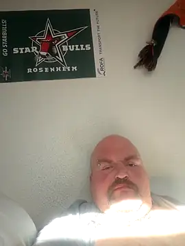 Snapshot of fickmonster2024 chatting on March 20, 2025, 7:58 am fickmonster2024 online show from March 20, 2025, 7:58 am