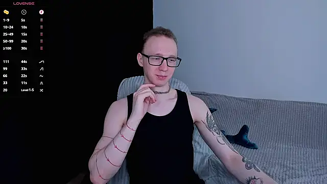 Snapshot of Alex_silents chatting on June 27, 2026, 2:45 pm Alex silents online show from June 27, 2026, 2:45 pm