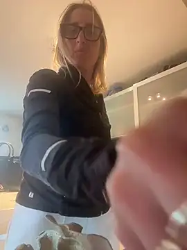 casalinga88 online show from November 15, 2025, 12:31 pm