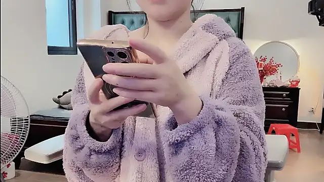 Berrysweet 68 online show from February 8, 2026, 3:37 am