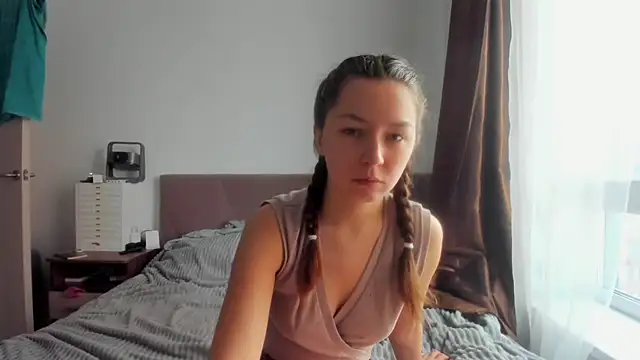 Adela Vetta online show from November 15, 2025, 7:12 am