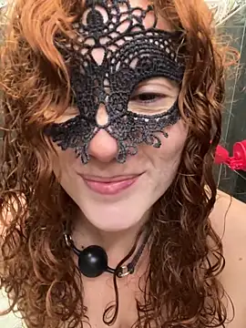 Miacarry online show from February 8, 2026, 9:12 pm