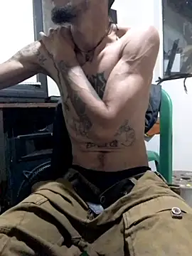 Snapshot of elgoguexxx chatting on December 22, 2025, 2:44 am elgoguexxx online show from December 22, 2025, 2:44 am