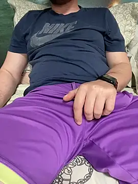 ionut9879 online show from April 7, 2026, 11:23 am