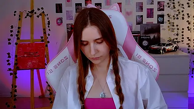 AliceCharmy online show from March 21, 2025, 4:51 pm