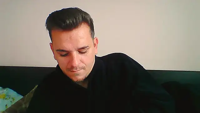 Snapshot of Huge_cock22cm chatting on November 21, 2025, 8:35 am Huge cock22cm online show from November 21, 2025, 8:35 am