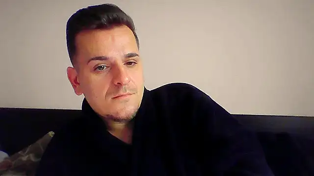 Snapshot of Huge_cock22cm chatting on December 4, 2025, 9:19 am Huge cock22cm online show from December 4, 2025, 9:19 am