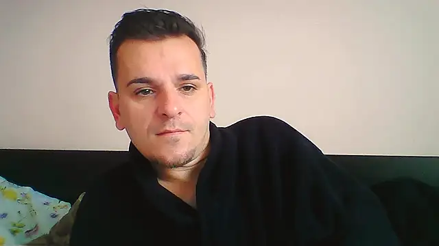 Snapshot of Huge_cock22cm chatting on November 16, 2025, 7:24 am Huge cock22cm online show from November 16, 2025, 7:24 am