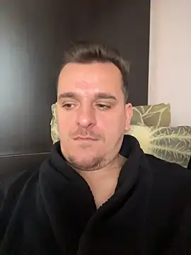 Huge cock22cm online show from March 31, 2026, 8:38 am