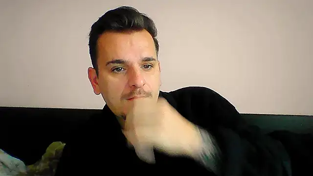 Snapshot of Huge_cock22cm chatting on December 1, 2025, 8:59 am Huge cock22cm online show from December 1, 2025, 8:59 am