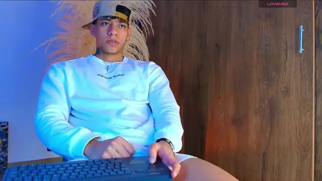 Snapshot of Josep_Davies chatting on October 26, 2025, 7:36 pm Josep Davies online show from October 26, 2025, 7:36 pm