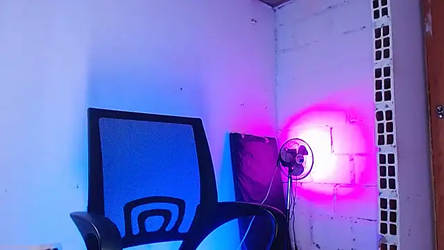 DanteSantoro online show from March 7, 2026, 1:27 pm