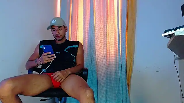 Snapshot of DanteSantoro chatting on May 15, 2026, 6:50 pm DanteSantoro online show from May 15, 2026, 6:50 pm