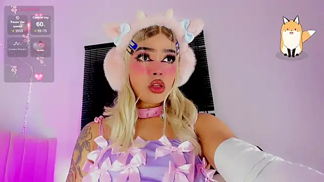 ladytslatina online show from March 18, 2026, 12:25 am