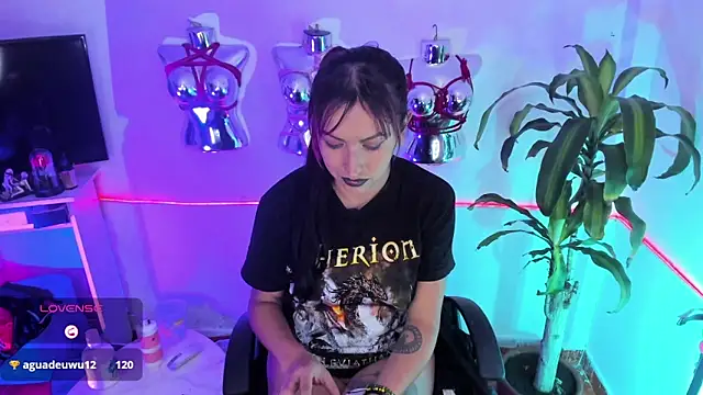 LucyStrike  online show from May 15, 2026, 11:03 pm