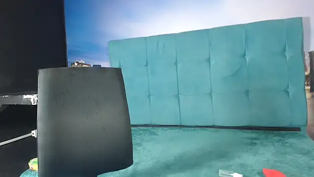 Snapshot of SexyBigCock01 chatting on November 4, 2025, 1:04 pm SexyBigCock01 online show from November 4, 2025, 1:04 pm