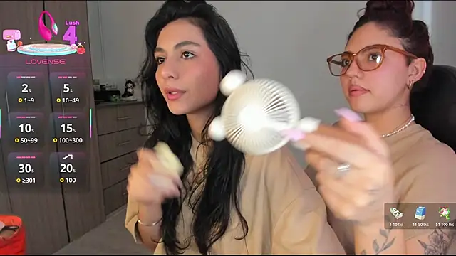 Snapshot of Dahian-peach chatting on November 12, 2025, 8:34 pm Dahian-peach online show from November 12, 2025, 8:34 pm