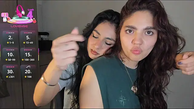 Snapshot of Dahian-peach chatting on November 5, 2025, 6:27 am Dahian-peach online show from November 5, 2025, 6:27 am