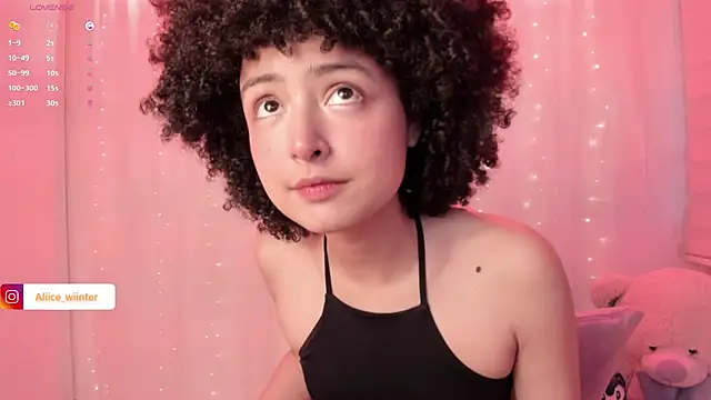 Alice winter  online show from October 3, 2025, 6:20 pm